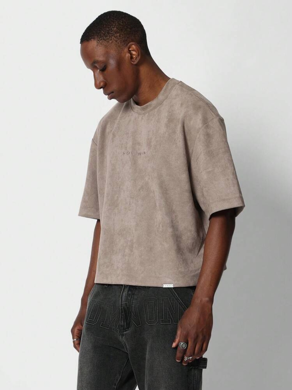 SUMWON Boxy Cropped T-Shirt Beige Minimalist Unisex Streetwear M